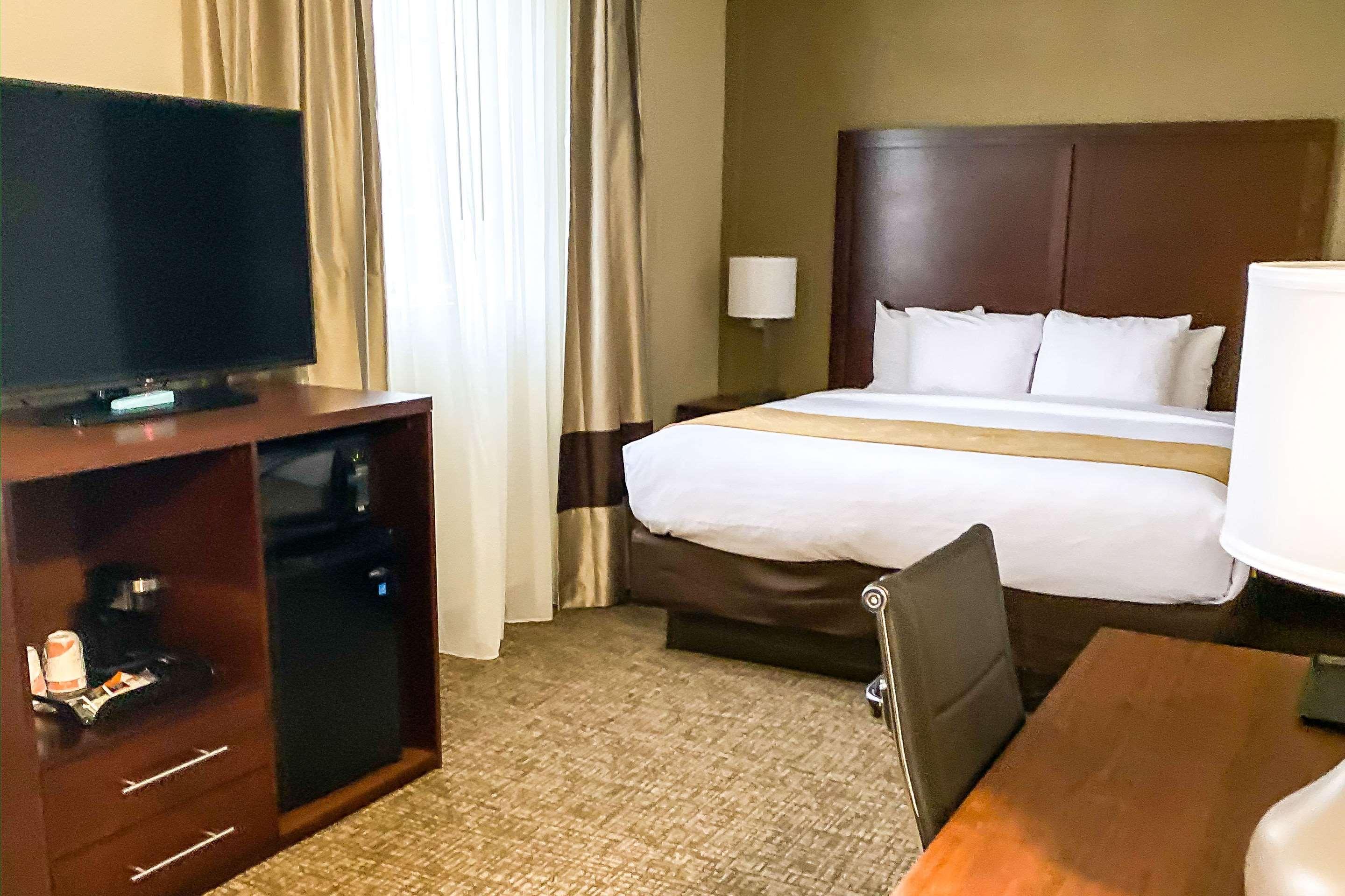 Comfort Suites Clarksville Exteriér fotografie